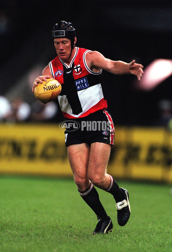 AFL 2000 Rd 10 - St Kilda v Carlton - 165302