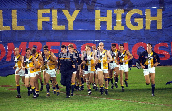 AFL 2000 Rd 15 - Essendon v West Coast - 165831