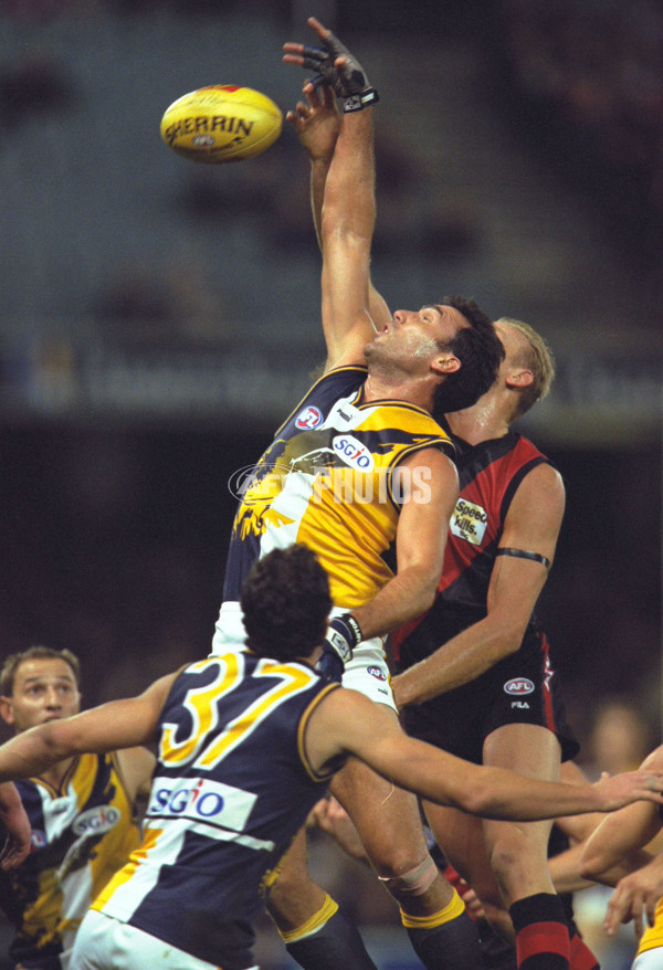 AFL 2000 Rd 15 - Essendon v West Coast - 165818