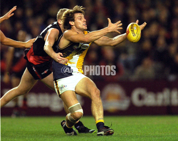 AFL 2000 Rd 15 - Essendon v West Coast - 165822