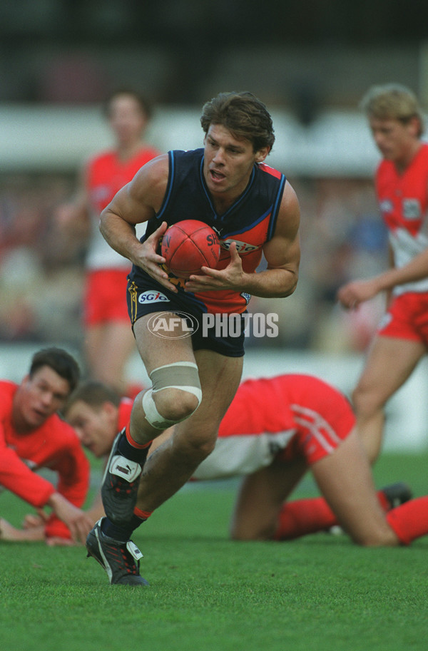 AFL 2000 Rd 17 - Sydney v West Coast - 165873