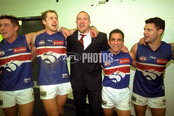 AFL 2000 Rd 16 - Western Bulldogs v Adelaide - 166045