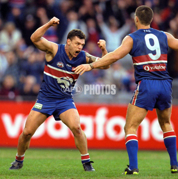 AFL 2000 Rd 15 - Western Bulldogs v Kangaroos - 166034