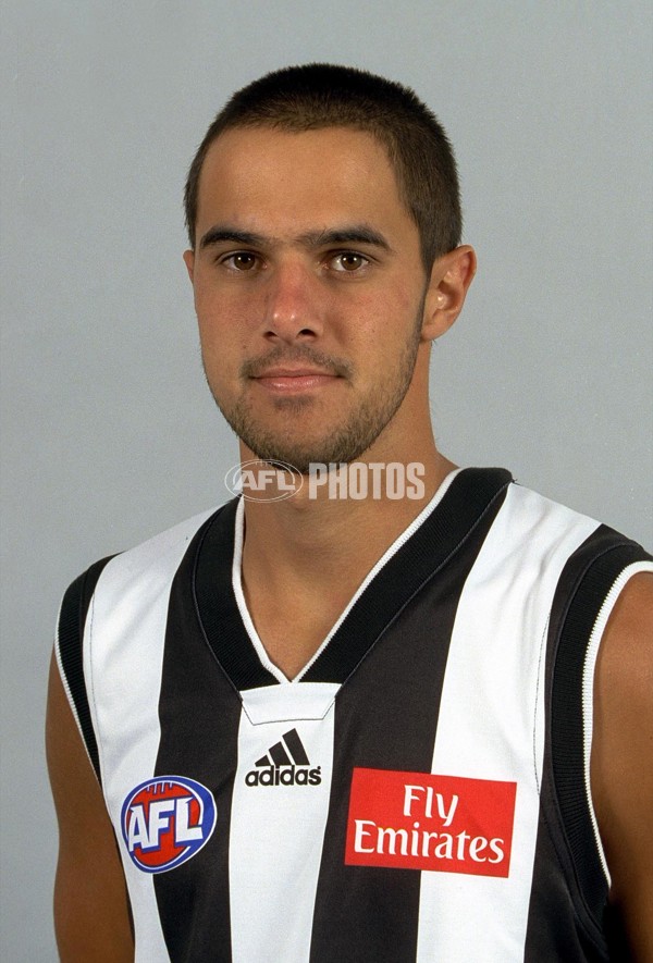 AFL 2001 Media - Collingwood Team Portraits - 166601