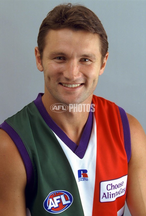 AFL 2001 Media - Fremantle Team Portraits - 166668