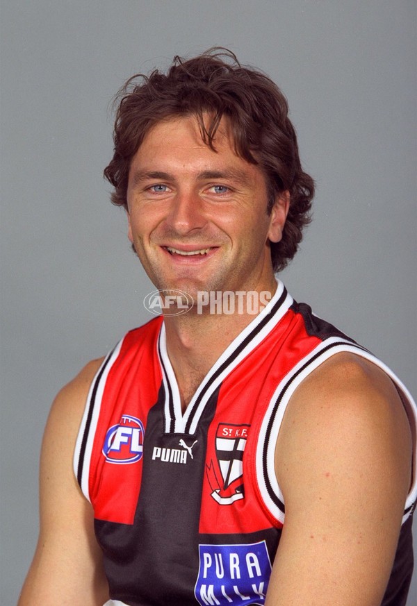 AFL 2001 Media - St Kilda Team Portraits - 166972