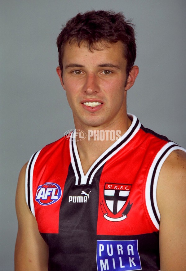 AFL 2001 Media - St Kilda Team Portraits - 166982