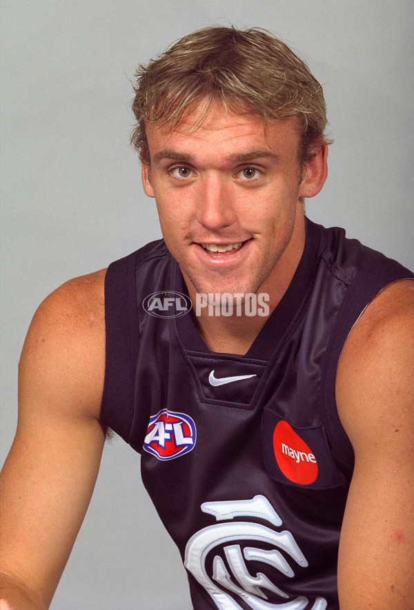 AFL 2001 Media - Carlton Team Portraits - 167111