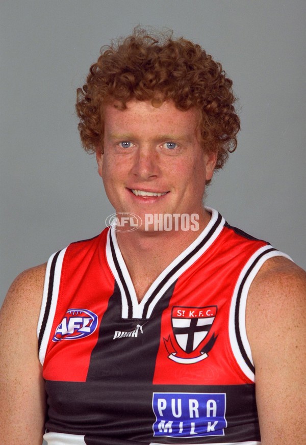 AFL 2001 Media - St Kilda Team Portraits - 166971