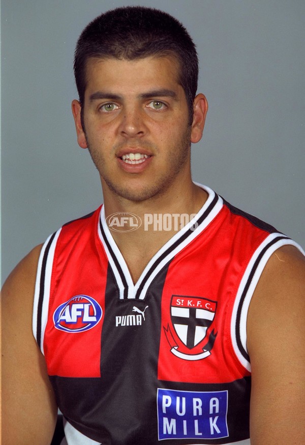 AFL 2001 Media - St Kilda Team Portraits - 166996