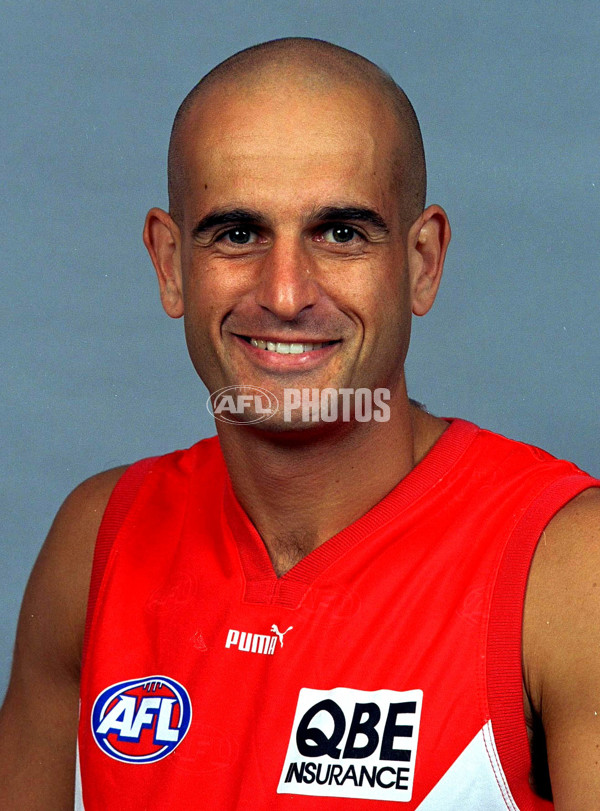 AFL 2001 Media - Sydney Team Portraits - 167233