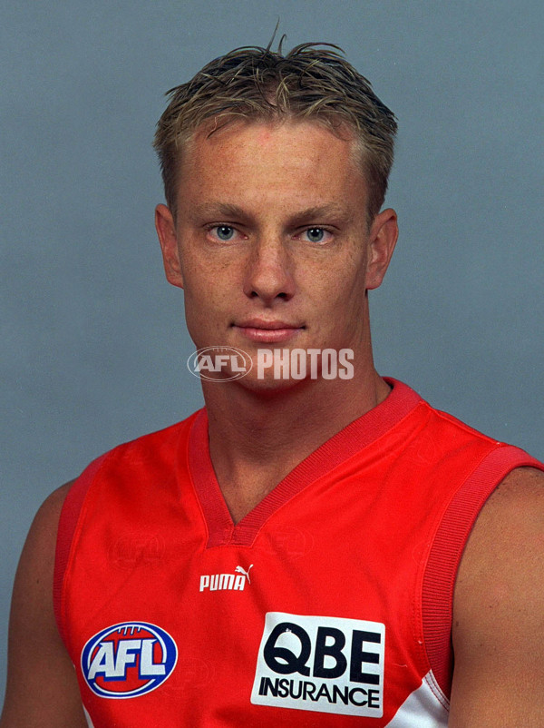 AFL 2001 Media - Sydney Team Portraits - 167247