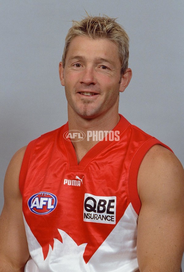 AFL 2001 Media - Sydney Team Portraits - 167260
