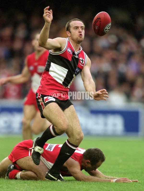 AFL 2001 Rd 6 - St Kilda v Sydney - 167329