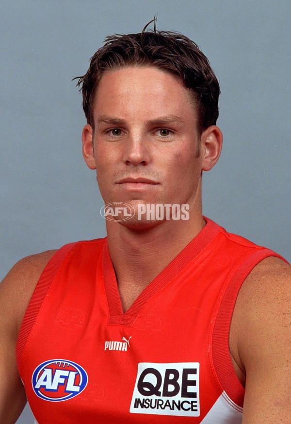 AFL 2001 Media - Sydney Team Portraits - 167227