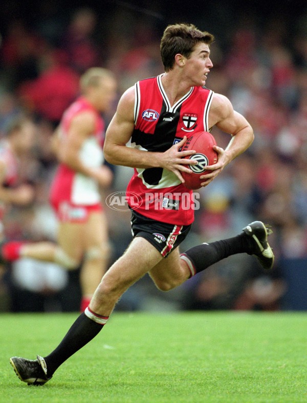 AFL 2001 Rd 6 - St Kilda v Sydney - 167331