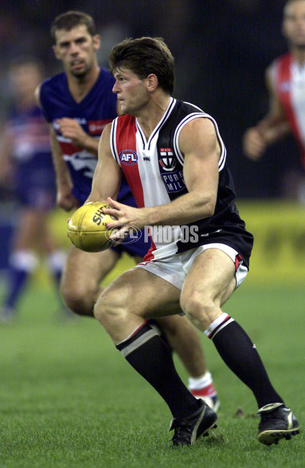 AFL 2001 Rd 1 - St Kilda v Western Bulldogs - 167458
