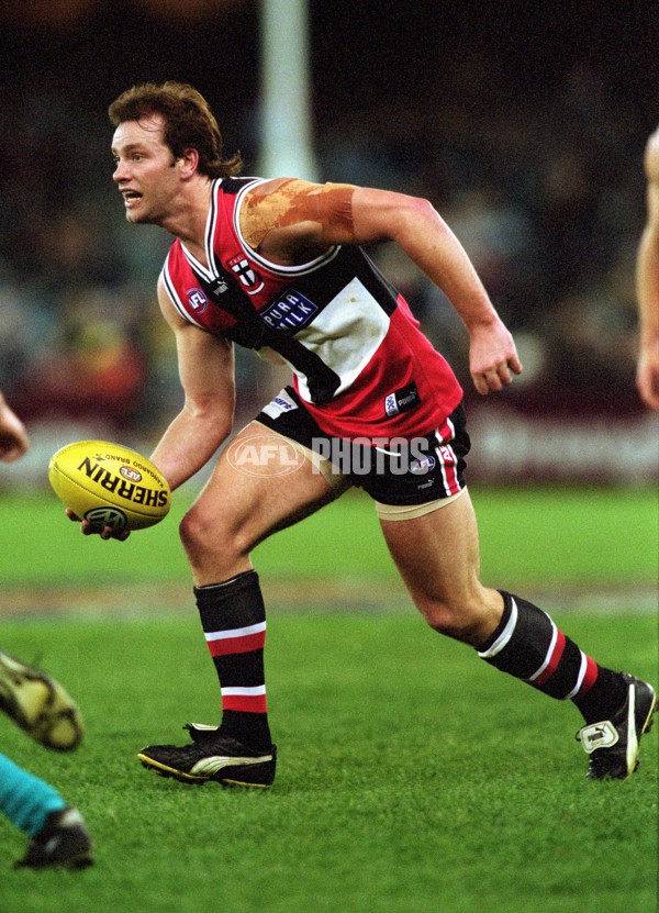 AFL 2001 Rd 19 - St Kilda v Port Adelaide - 167573