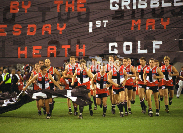 AFL 2001 Rd 2 - St Kilda v Geelong - 167523