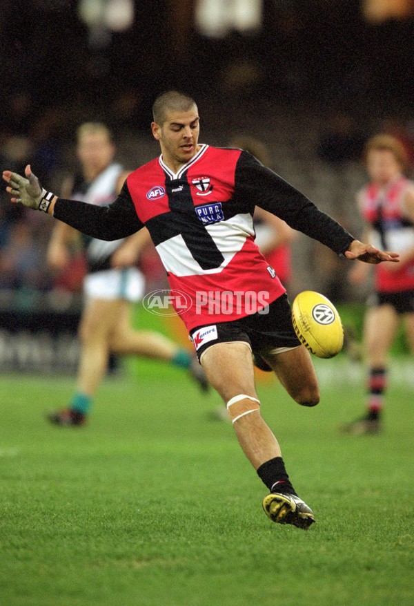 AFL 2001 Rd 19 - St Kilda v Port Adelaide - 167574