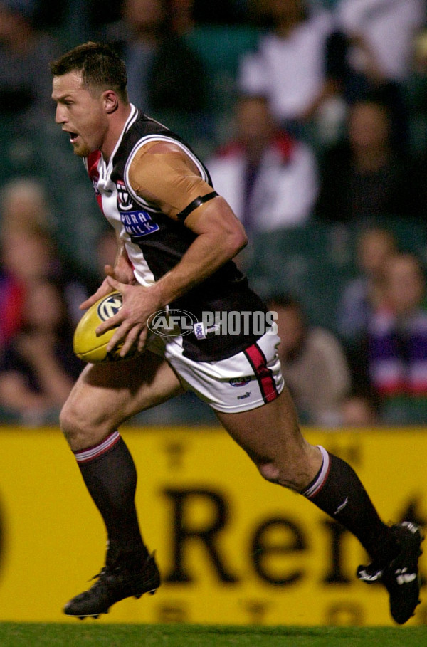 AFL 2001 Rd 12 - Fremantle v St Kilda - 167620