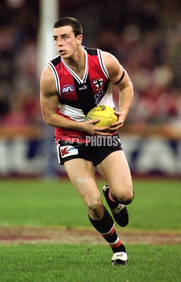 AFL 2001 Rd 19 - St Kilda v Port Adelaide - 167746