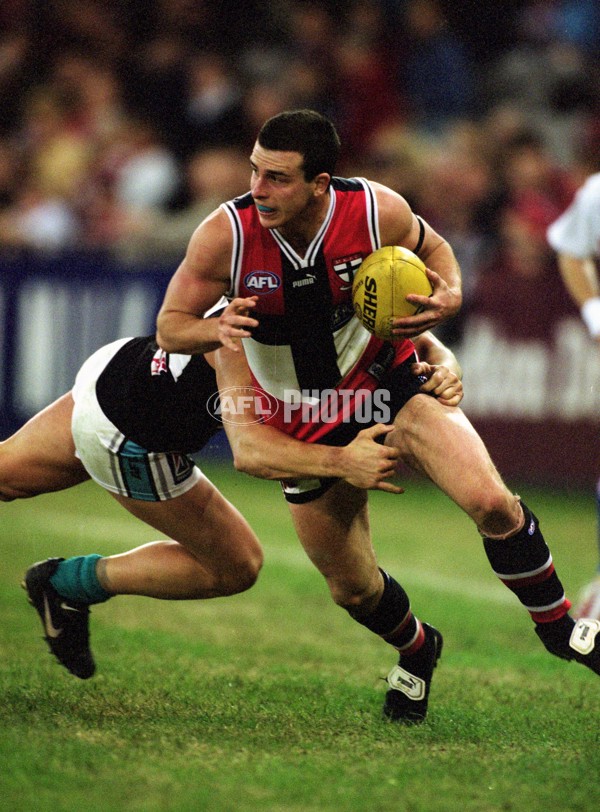 AFL 2001 Rd 19 - St Kilda v Port Adelaide - 167786