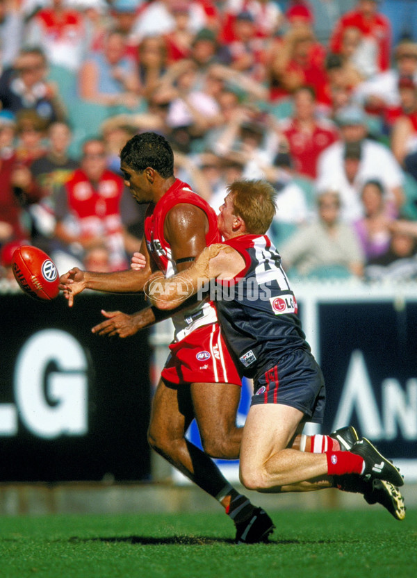 AFL 2001 Rd 5 - Melbourne v Sydney - 167817