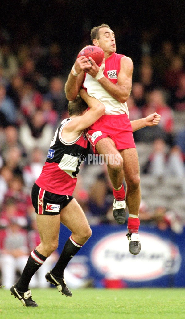 AFL 2001 Rd 6 - St Kilda v Sydney - 167873