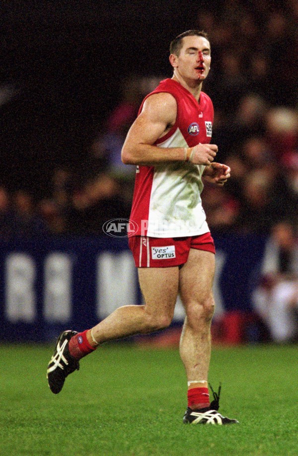 AFL 2001 Rd 19 - Essendon v Sydney - 167903