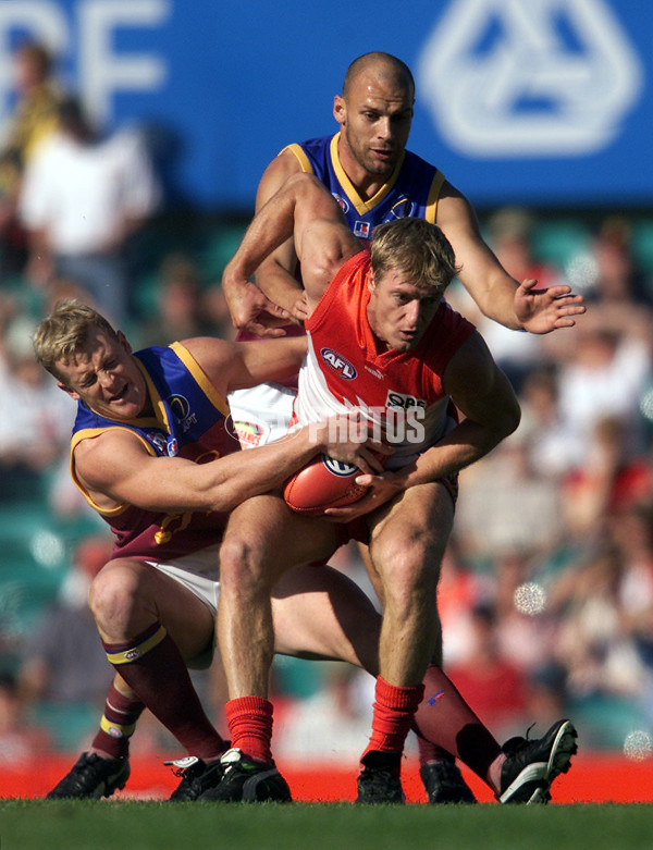 AFL 2001 Rd 7 - Sydney v Brisbane - 167997