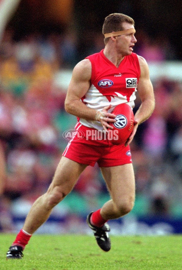 AFL 2001 Rd 9 - Sydney v Fremantle - 168058