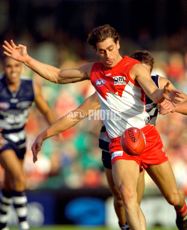 AFL 2001 Rd 13 - Sydney v Geelong - 168068