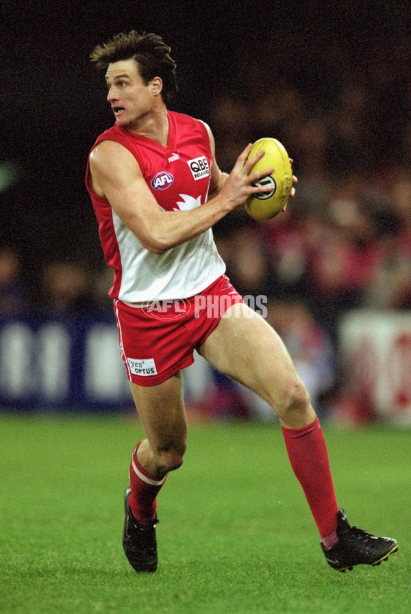 AFL 2001 Rd 19 - Essendon v Sydney - 168213