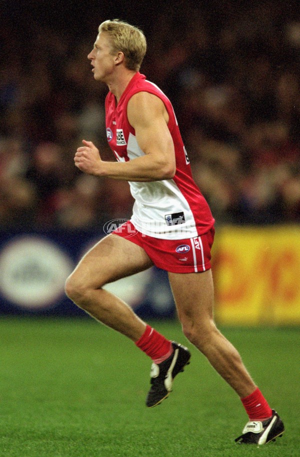 AFL 2001 Rd 19 - Essendon v Sydney - 168261