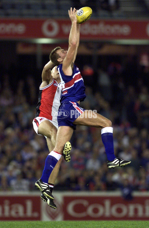 AFL 2001 Rd 1 - St Kilda v Western Bulldogs - 168512