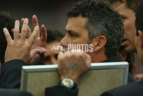 AFL 2004 Rd 22 - Adelaide Crows v Port Adelaide - 173449