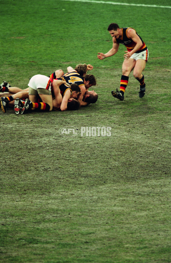 1997 AFL Grand Final - Adelaide v St Kilda - 21049
