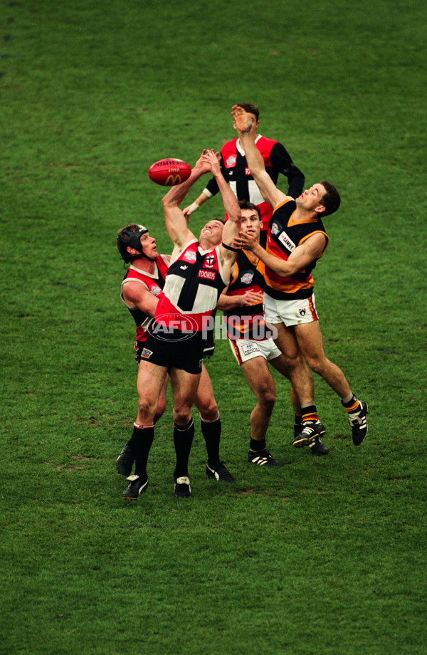 1997 AFL Grand Final - Adelaide v St Kilda - 21034
