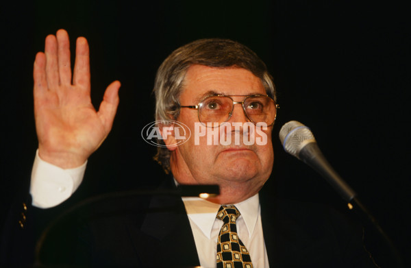 1996 AFL - Hawthorn Hawks Administration - 21109