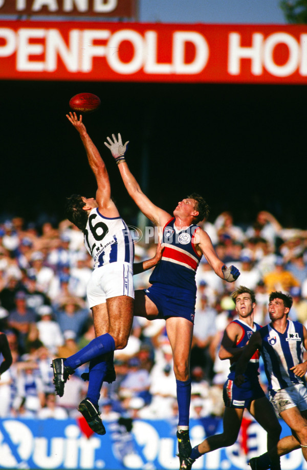 1994 AFL - North Melbourne v Footscray - 21157