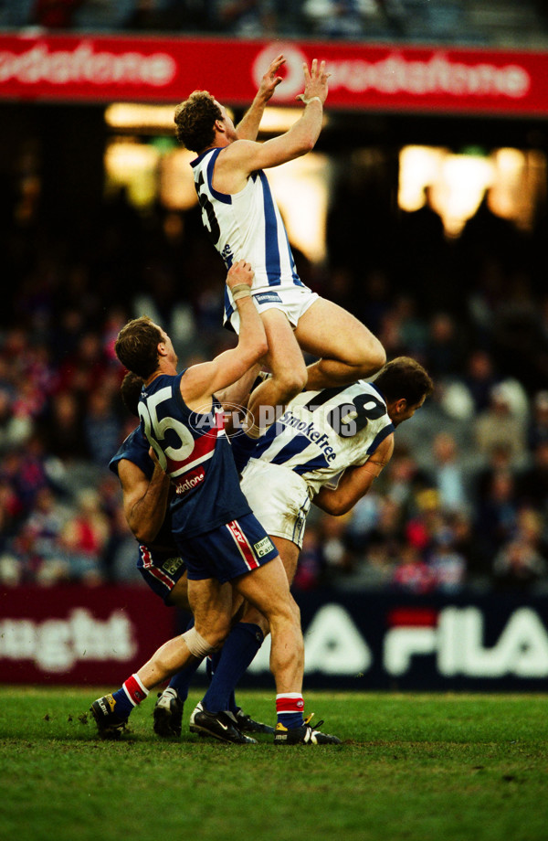 2000 AFL Round 15 - Western Bulldogs v Kangaroos - 21534
