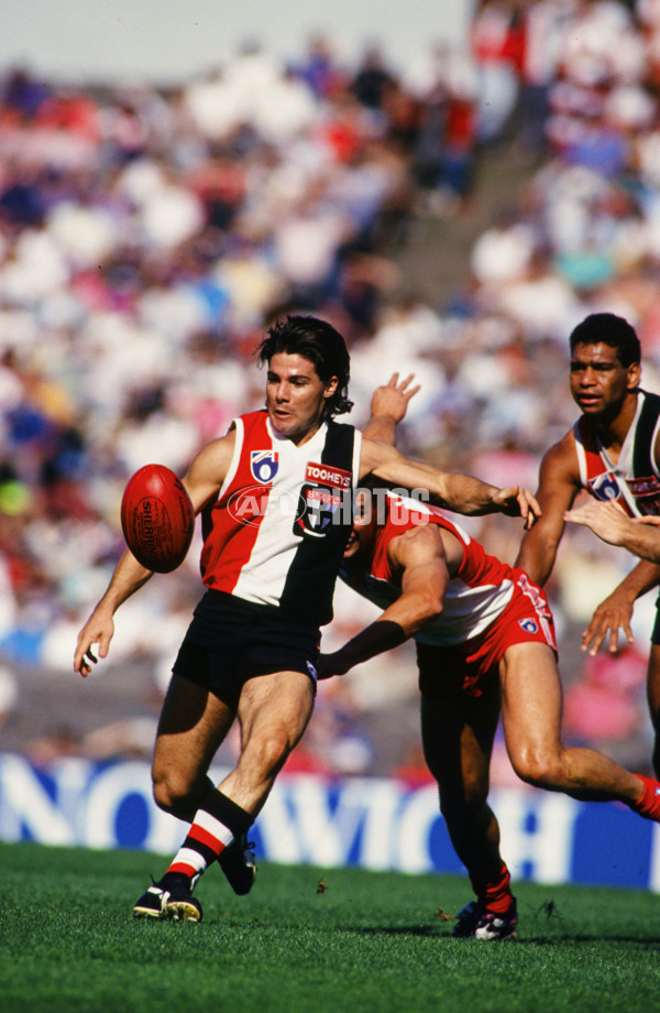 1993 AFL Round 3 - St Kilda v Sydney - 22171