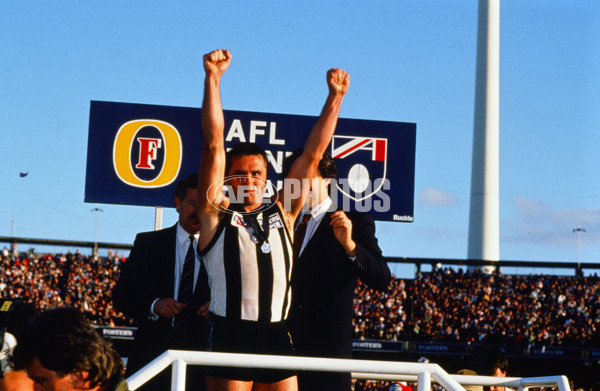 AFL 1990 Grand Final - Collingwood v Essendon - 22511