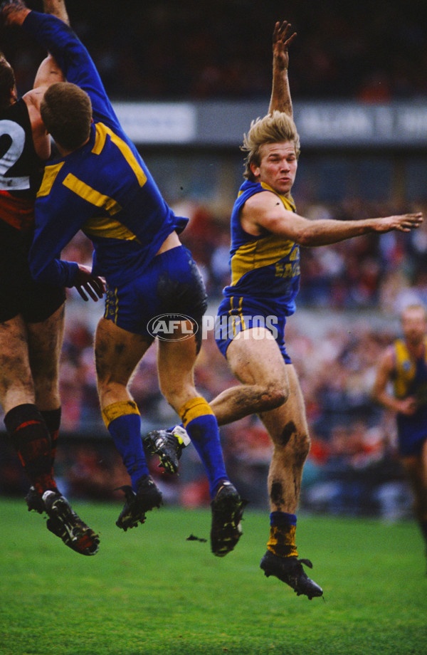 VFL 1988 - West Coast v Essendon - 22800