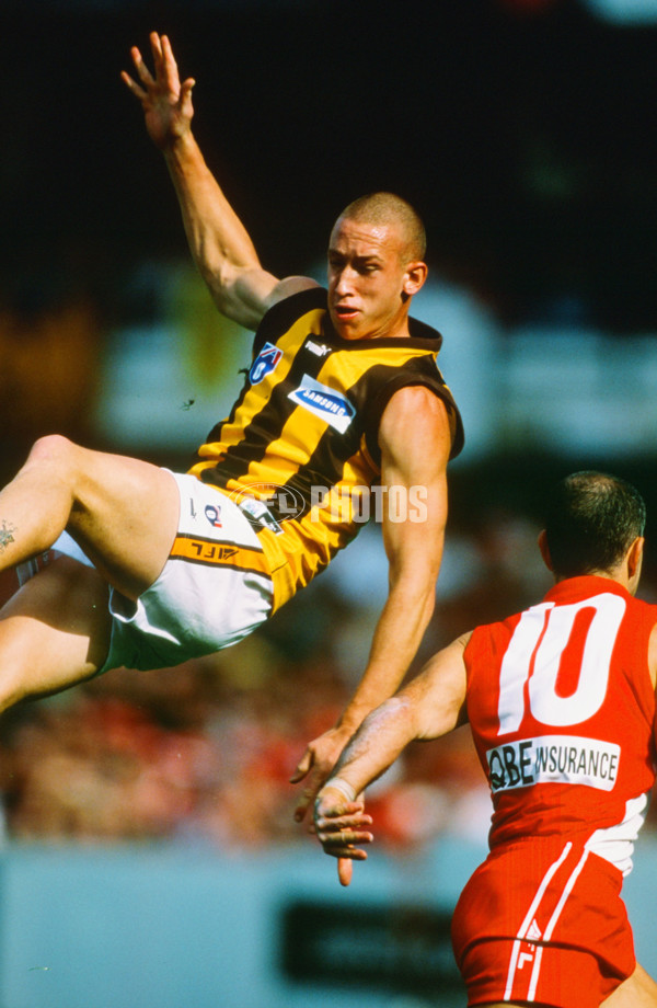 AFL 1999 Round 7 - Sydney v Hawthorn - 23332