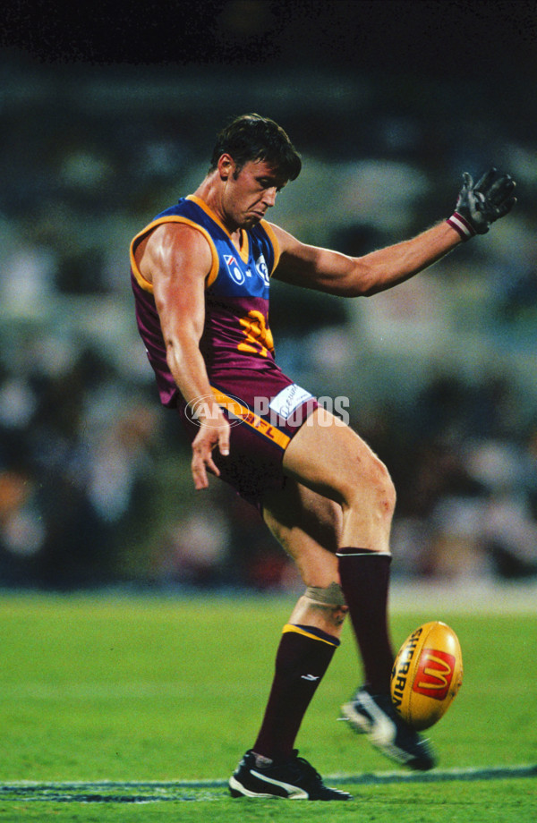 AFL 1999 Round 1 - Brisbane v St Kilda - 23739