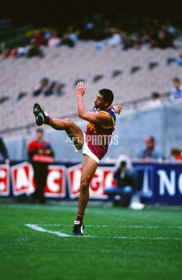 AFL 1997 Round 6 - Essendon v Brisbane - 23823