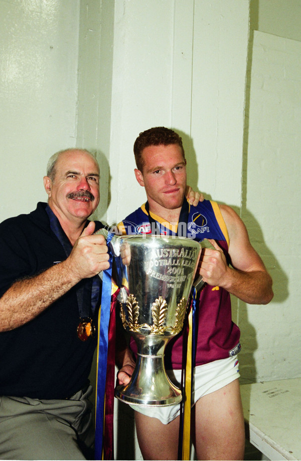 AFL 2001 Grand Final - Essendon v Brisbane - 23972