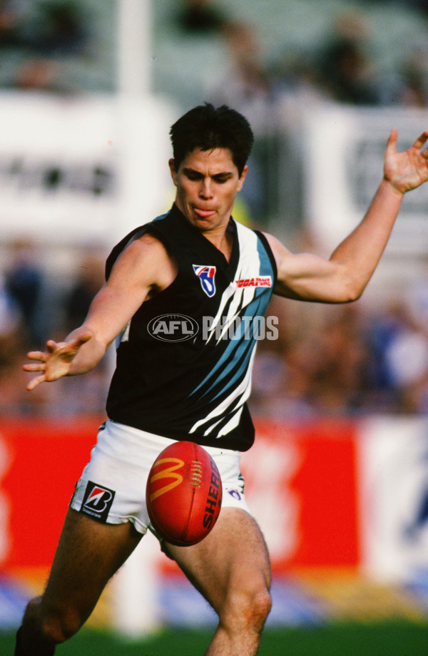 AFL 1997 Round 8 - North Melbourne v Port Adelaide - 24073